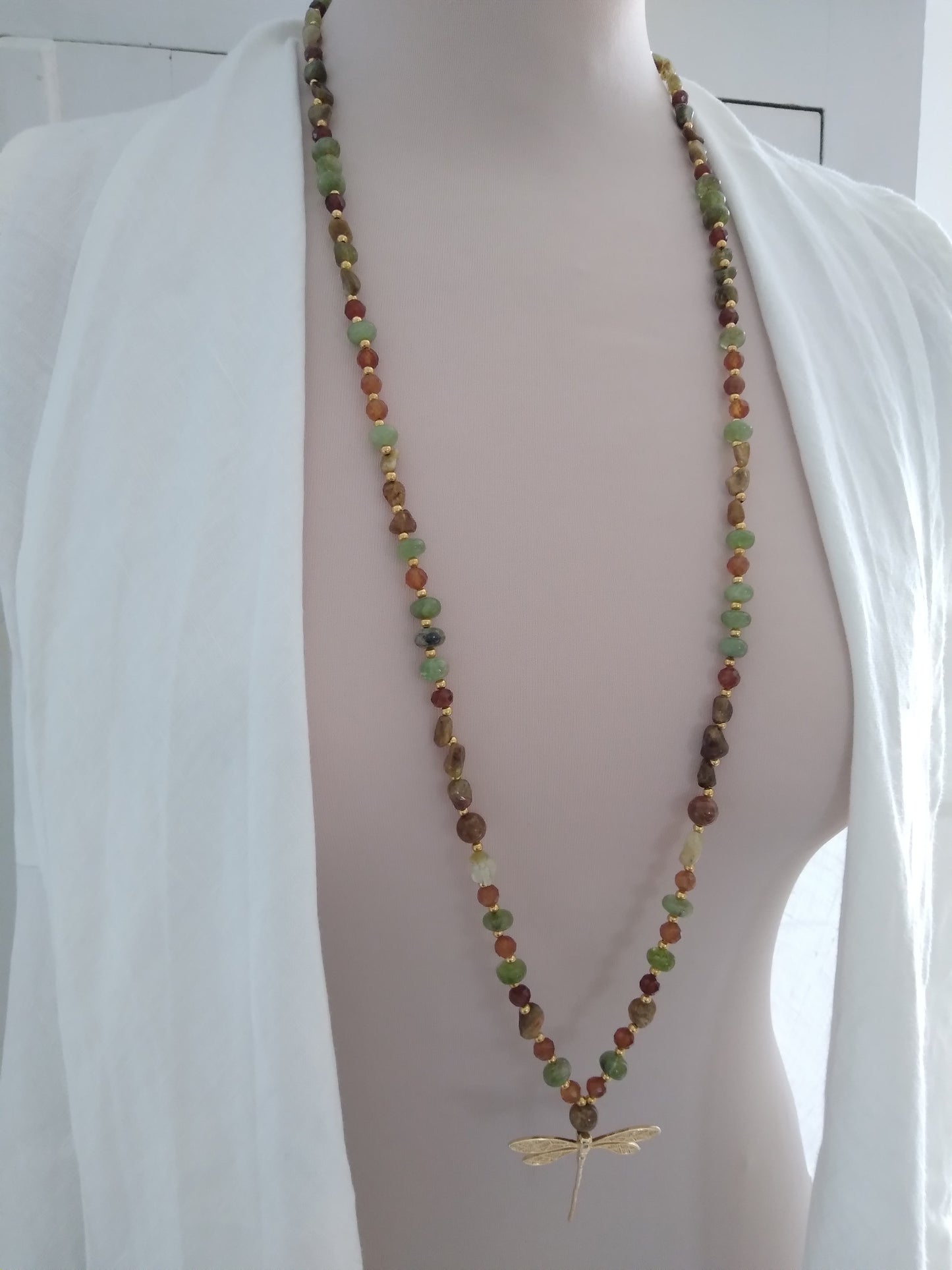 Mala personnalisé en grenat vert et grenat hessonite "Libellule"