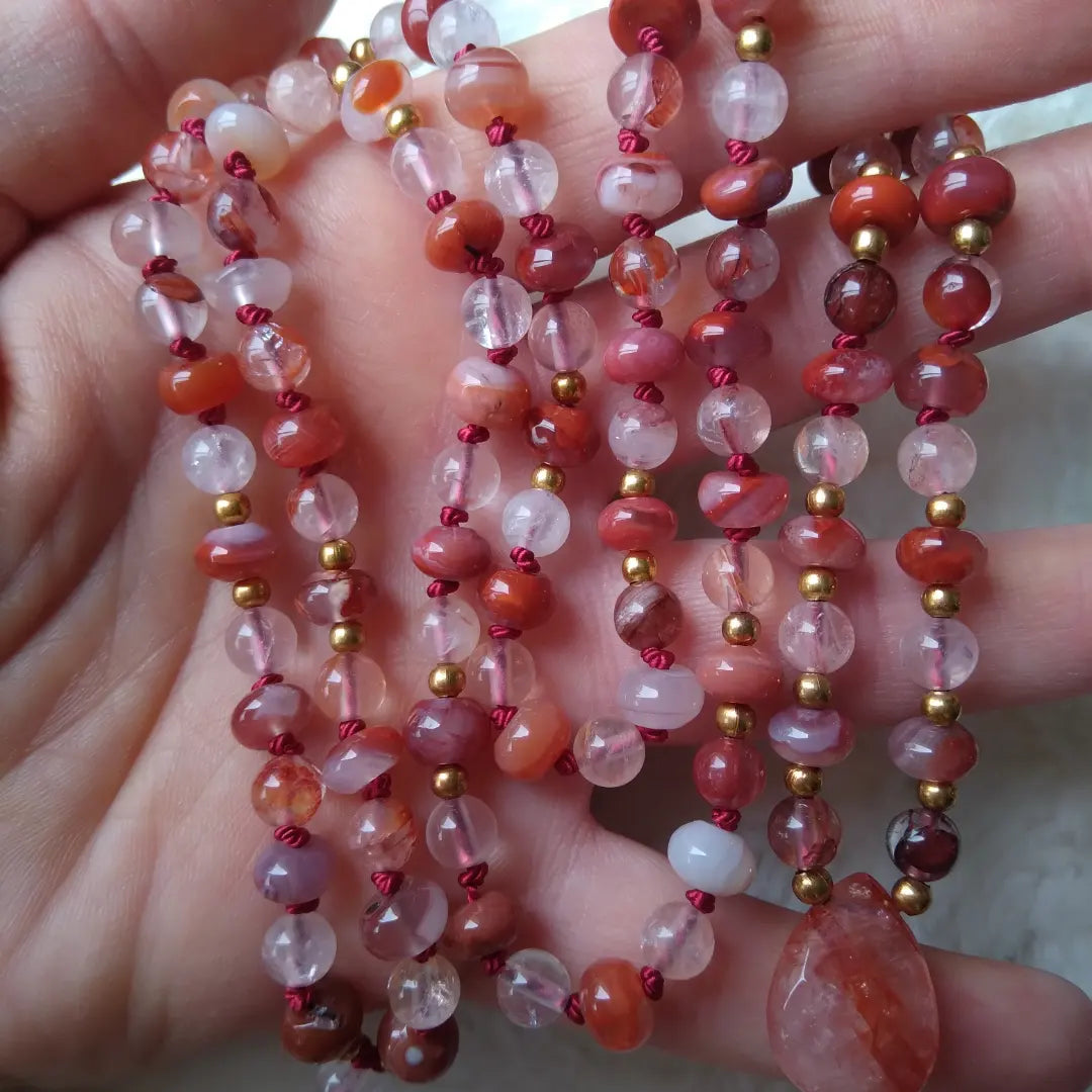 mala en agate rouge