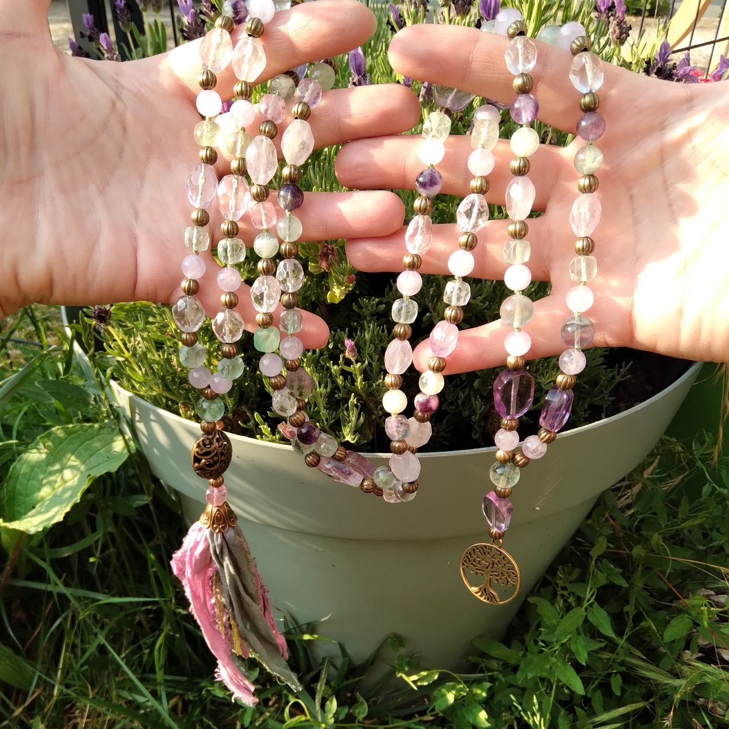 Mala personnalisé "Magie" en fluorite, améthyste et amétrine