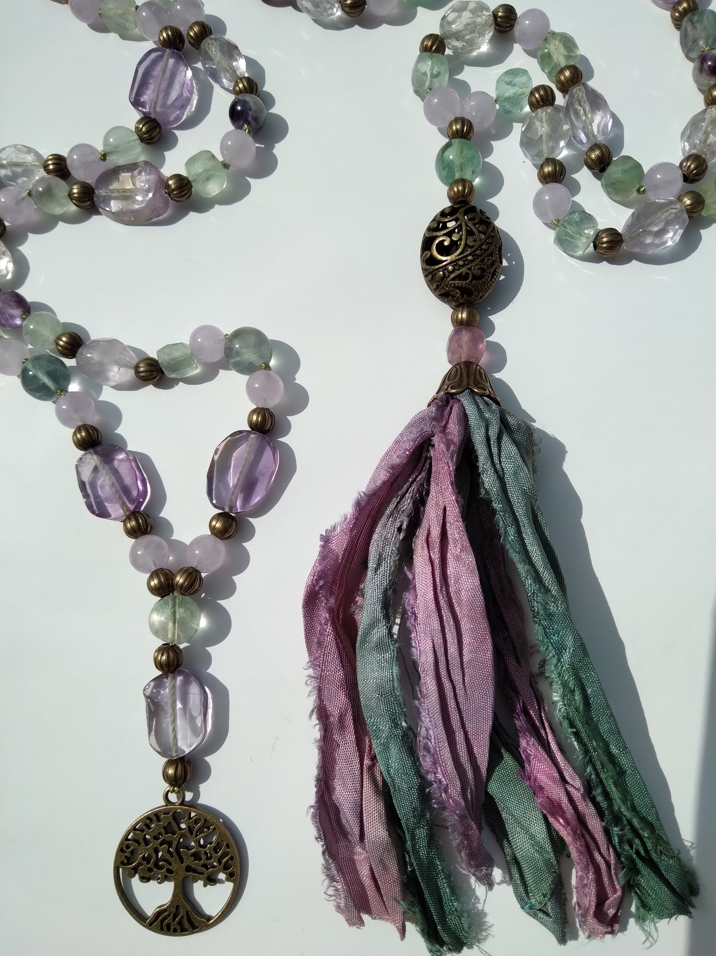 Mala personnalisé "Magie" en fluorite, améthyste et amétrine