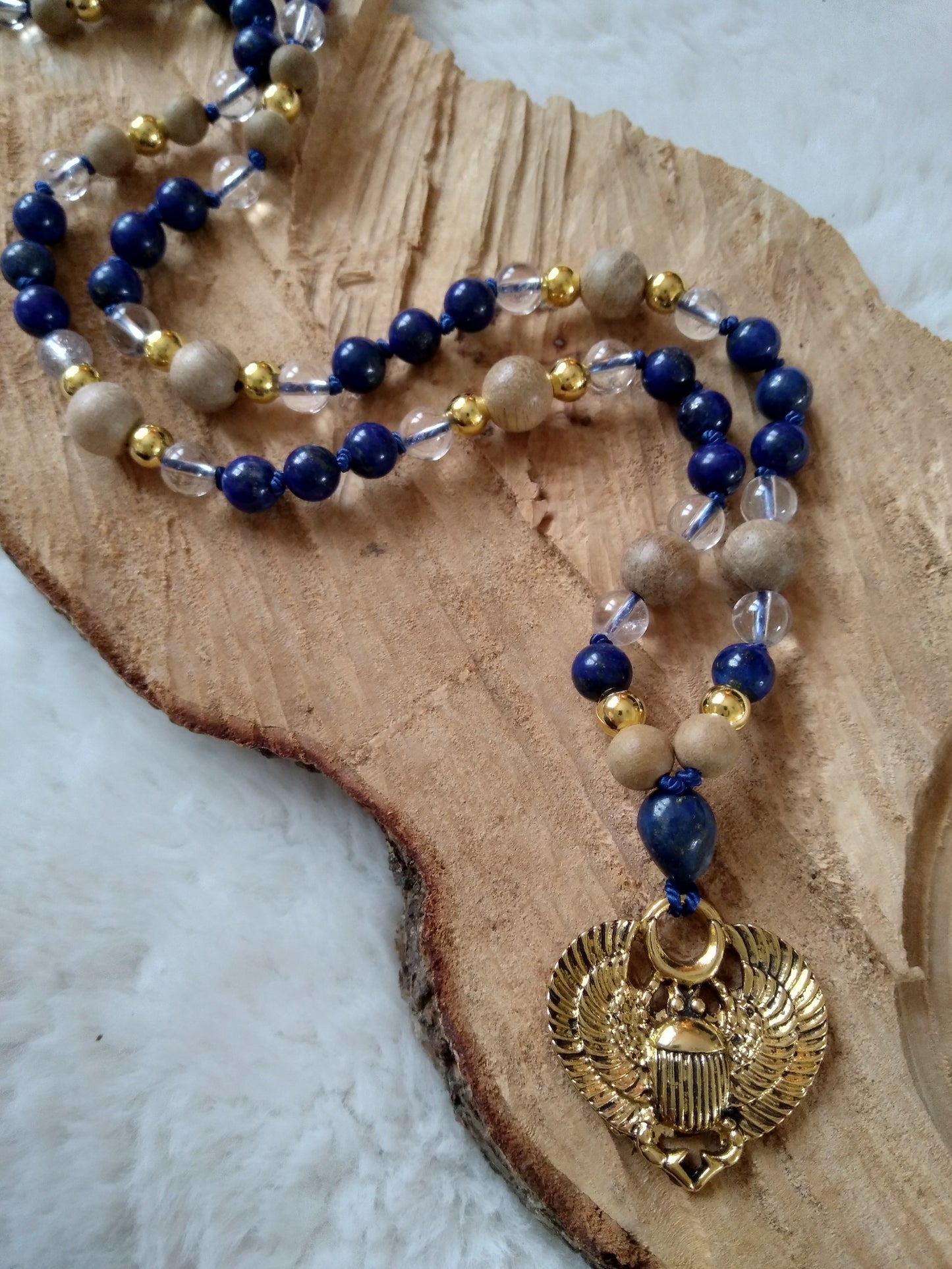 Mala personnalisé Scarabée en lapis-lazuli, cristal de roche et camphre