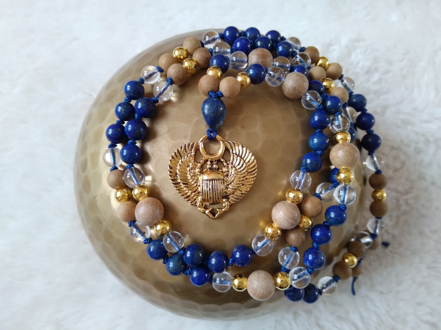 Mala personnalisé Scarabée en lapis-lazuli, cristal de roche et camphre