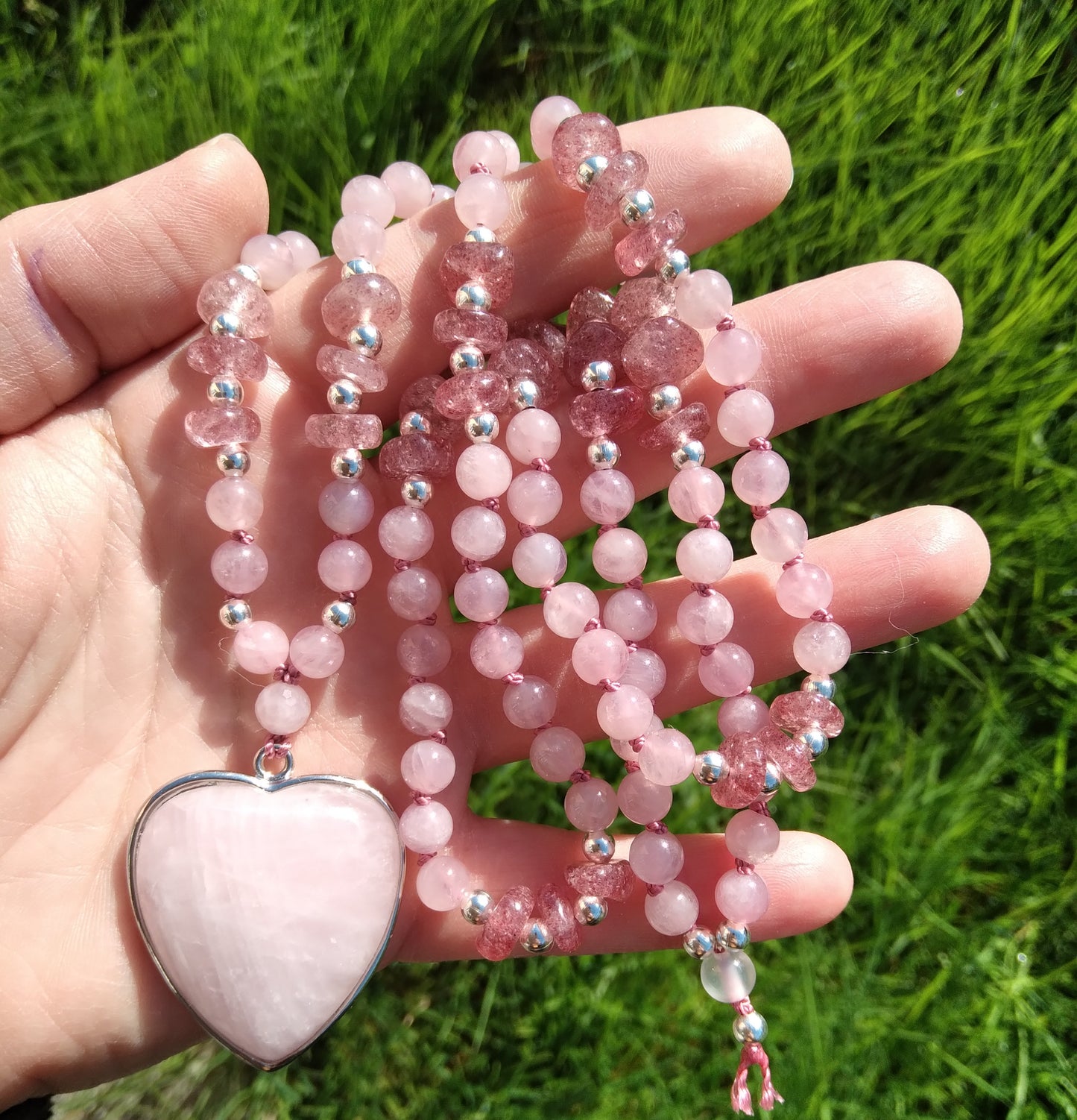 Mala en quartz rose et quartz fraise "Je me chéris"