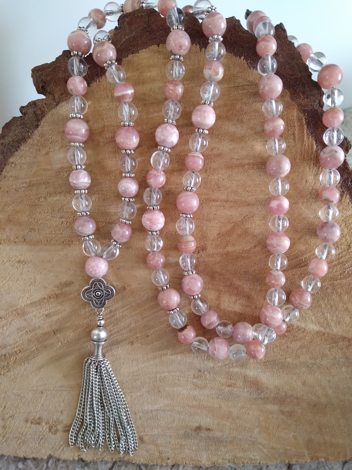 Mala en rhodochrosite et cristal de roche "Expérimente l'amour"