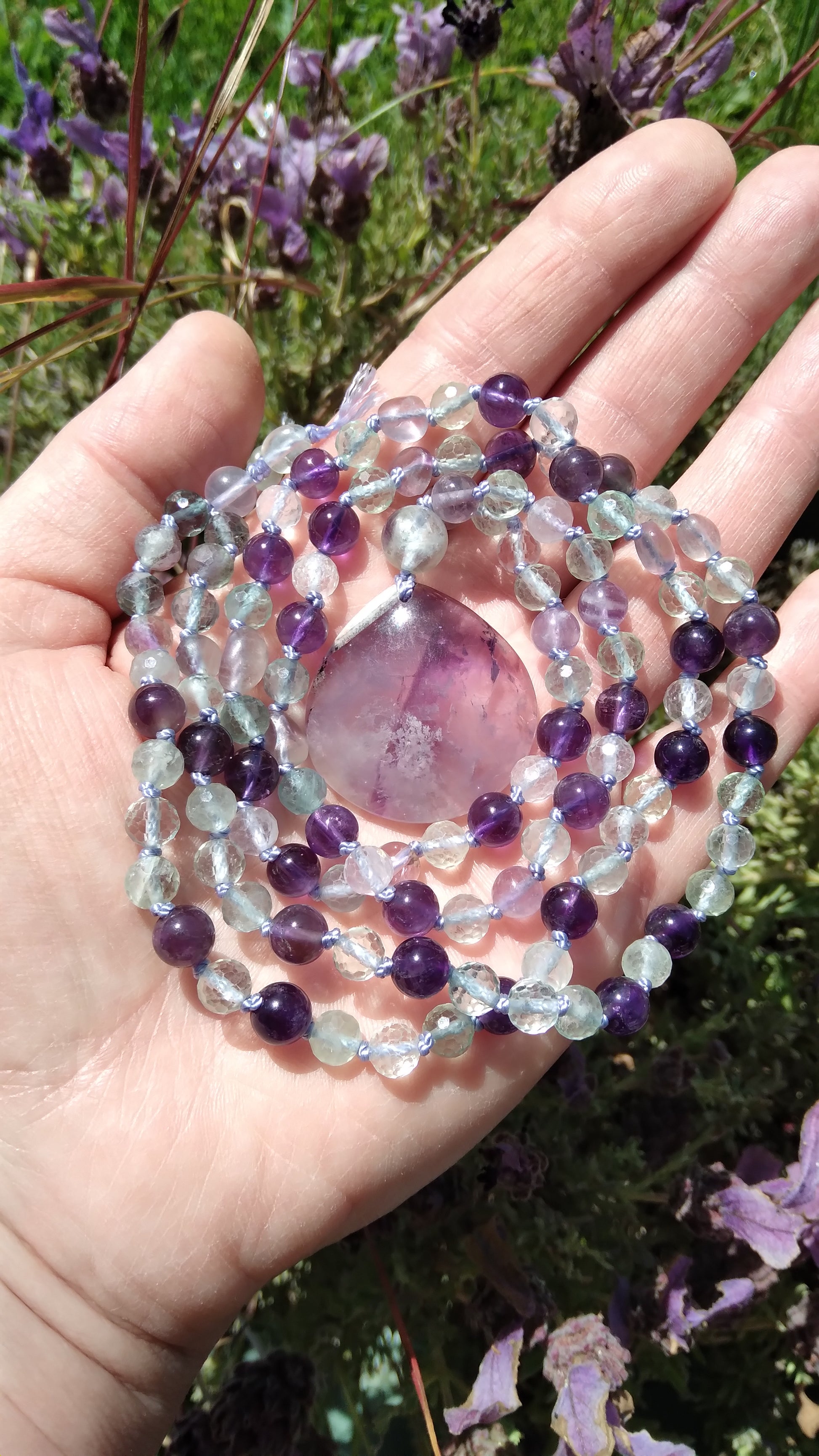 mala fluorite améthyste mala personnalisé les pierres d'Héloïse