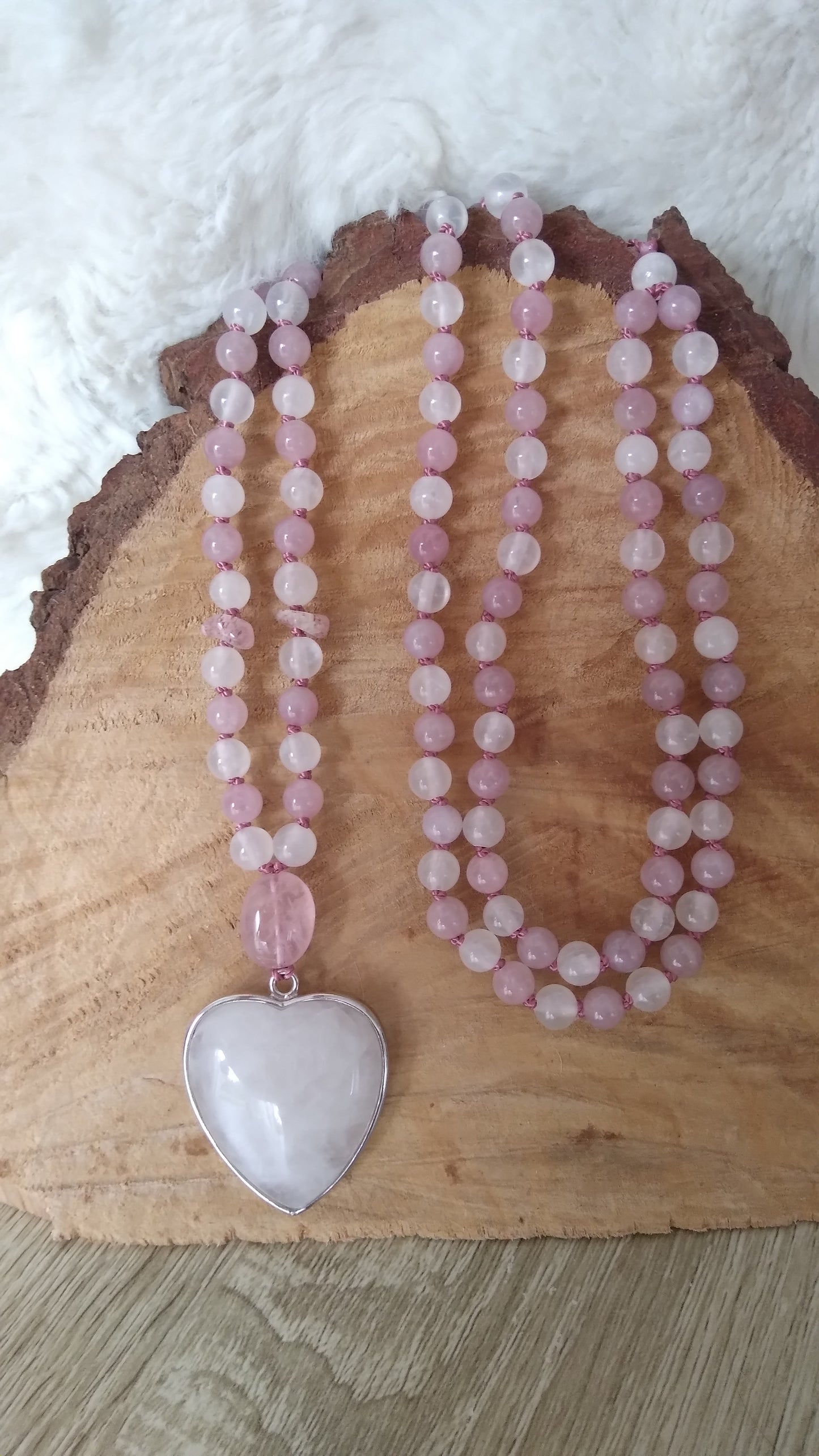 Mala en quartz rose, sélénite et morganite "Soin du cœur"