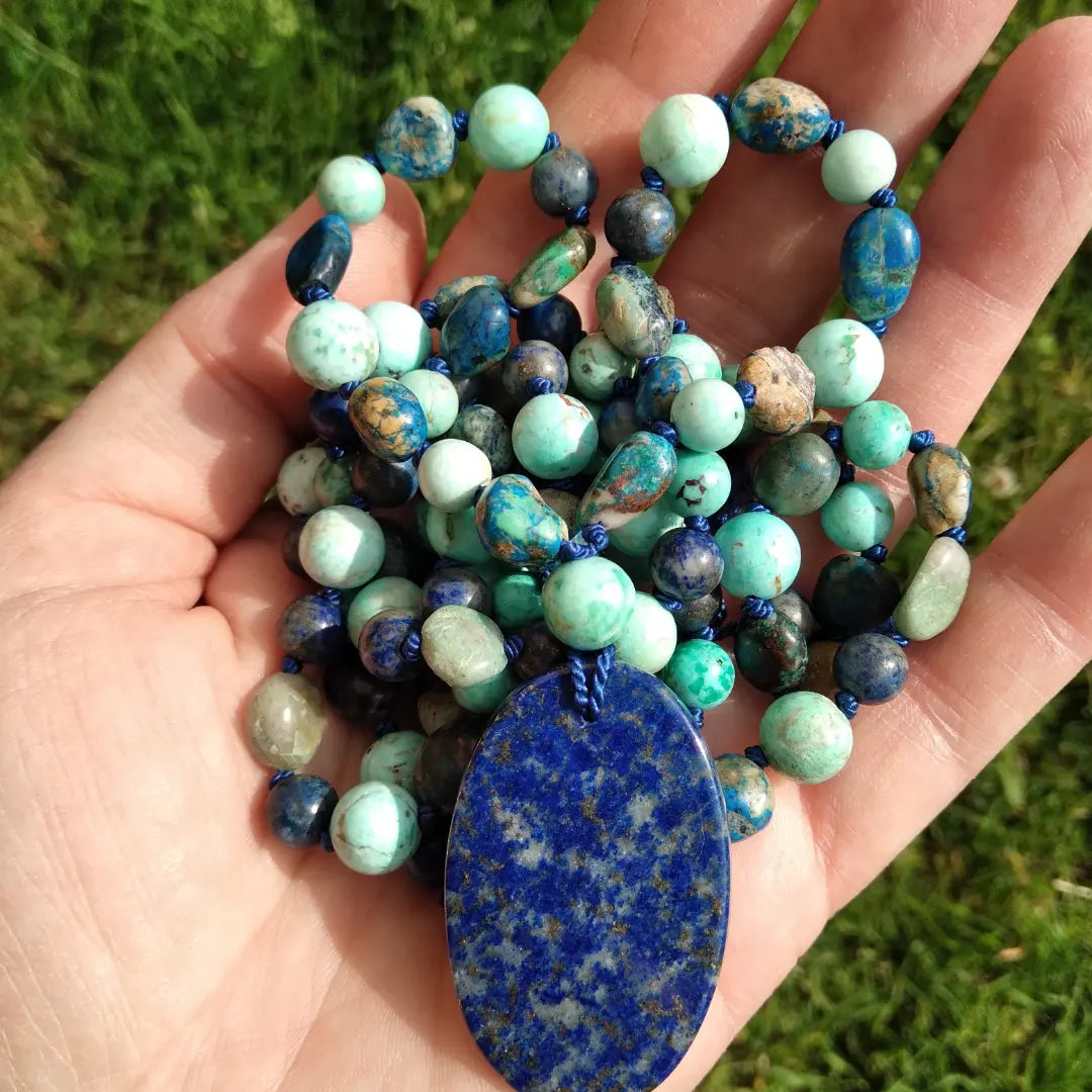 Mala en turquoise, lapis-lazuli et chrysocolle "Profondeurs"