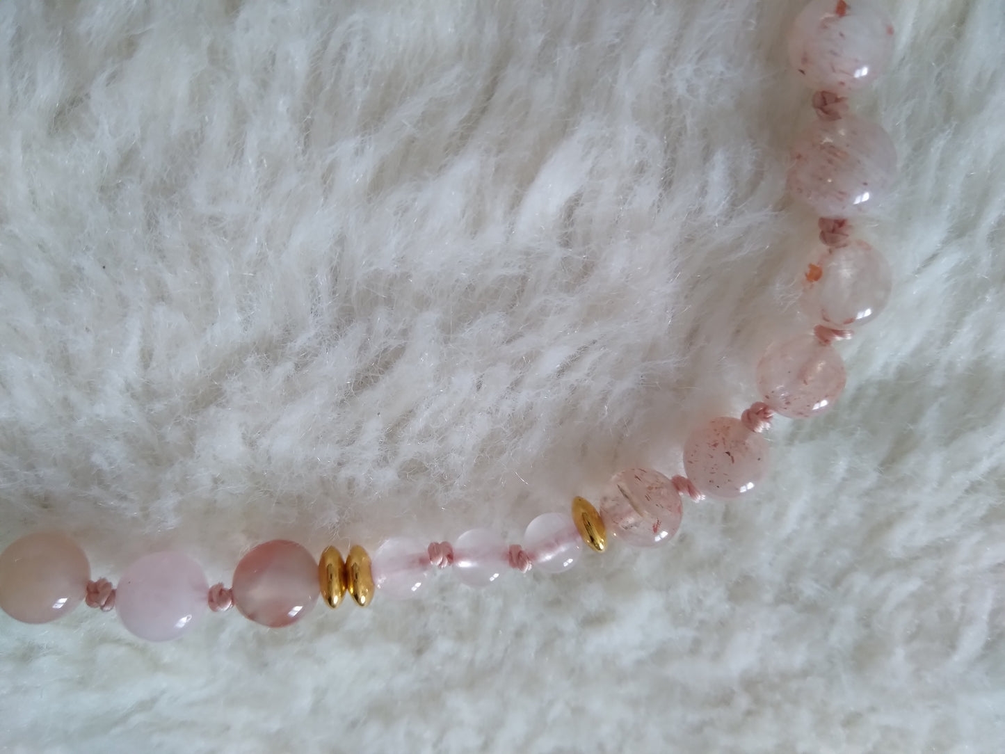 Collier en quartz rose, agate fleur de cerisier et pierre de soleil "Tendresse"