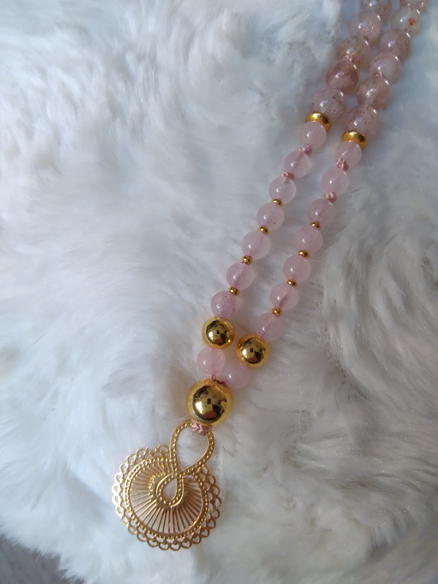 Collier en quartz rose, agate fleur de cerisier et pierre de soleil "Tendresse"