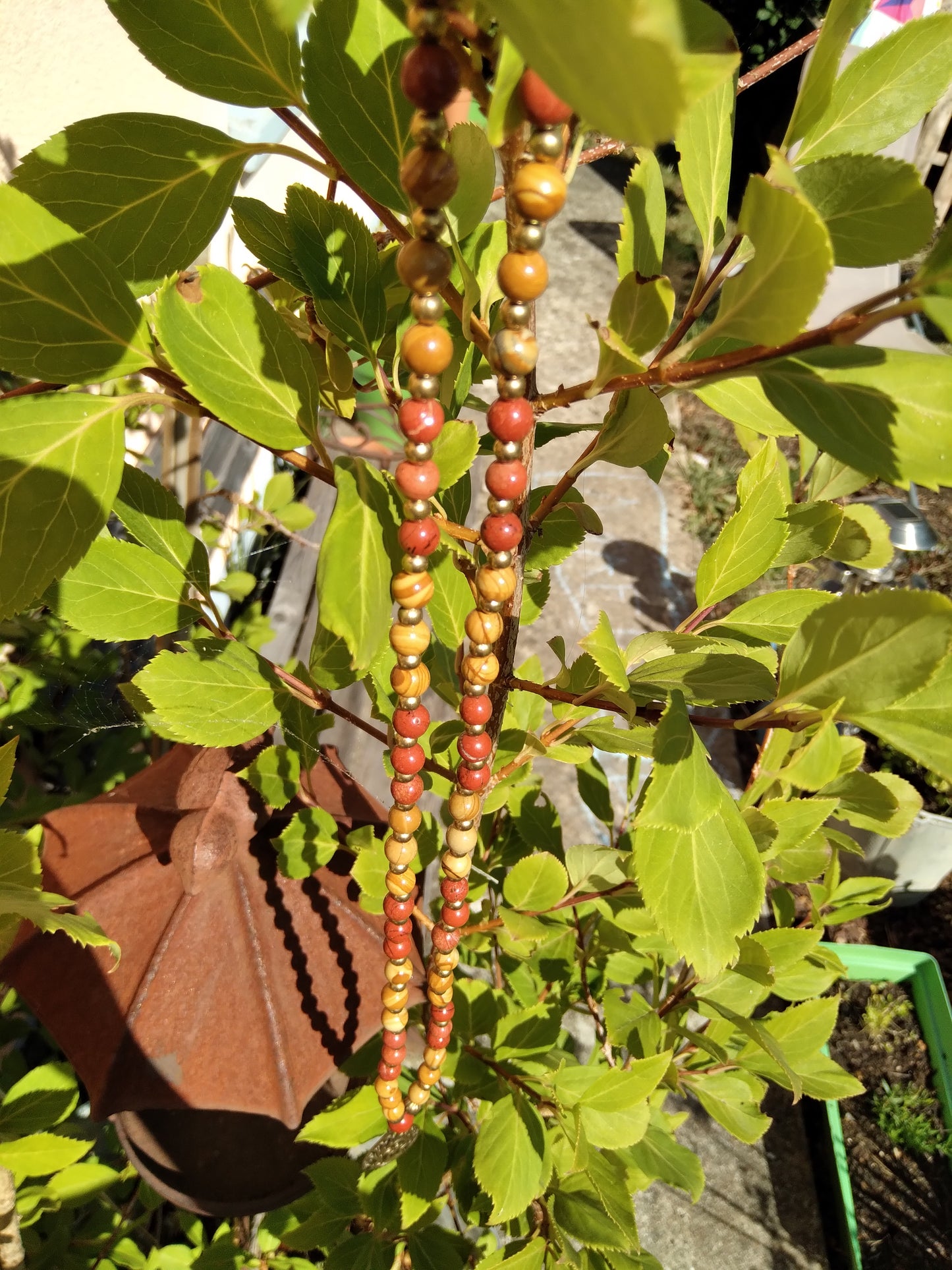 Mala en jaspe rouge et jaspe jaune "Je m'ancre"