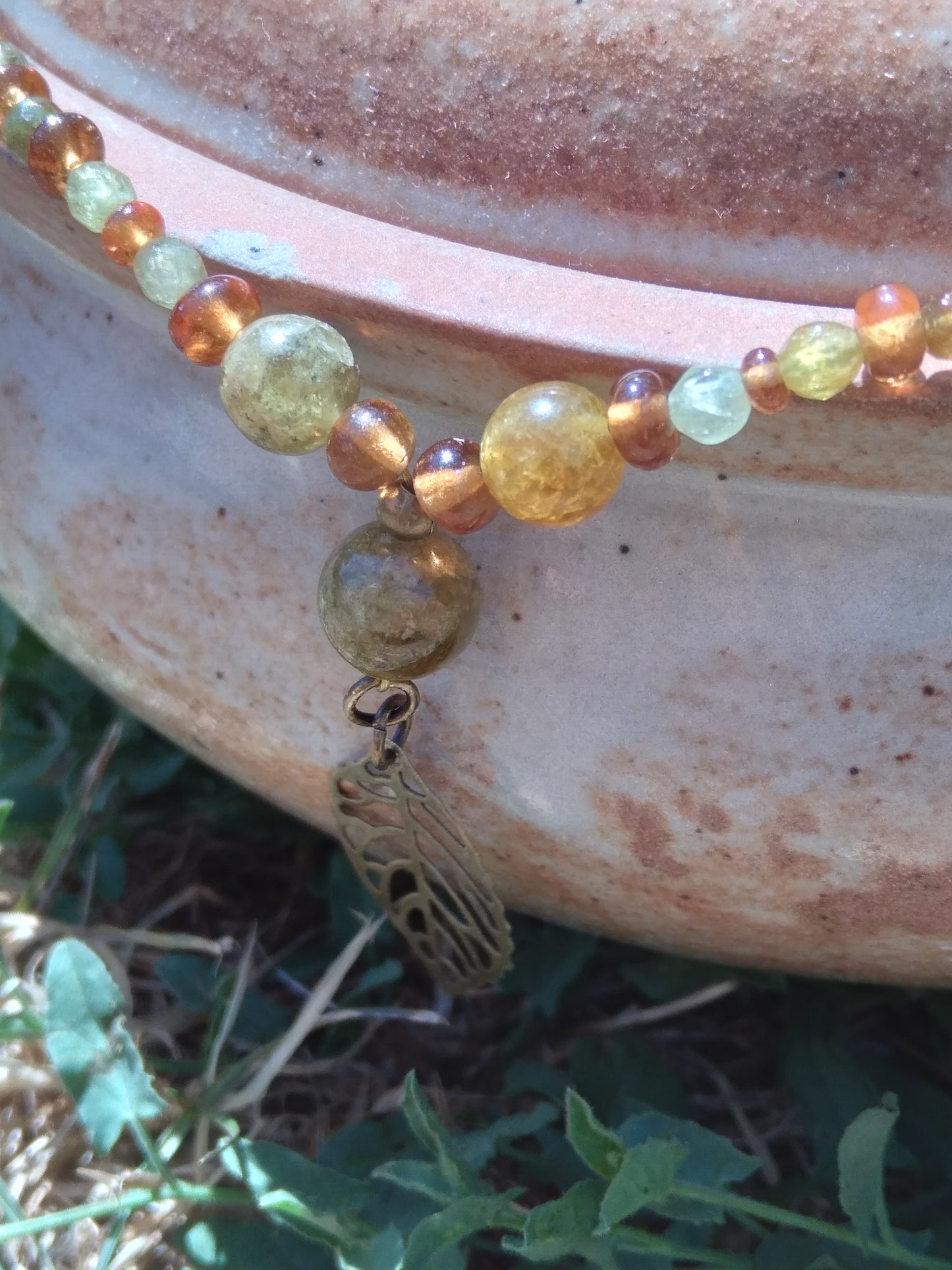 Collier en grenat hessonite et grenat vert "Bruissement"