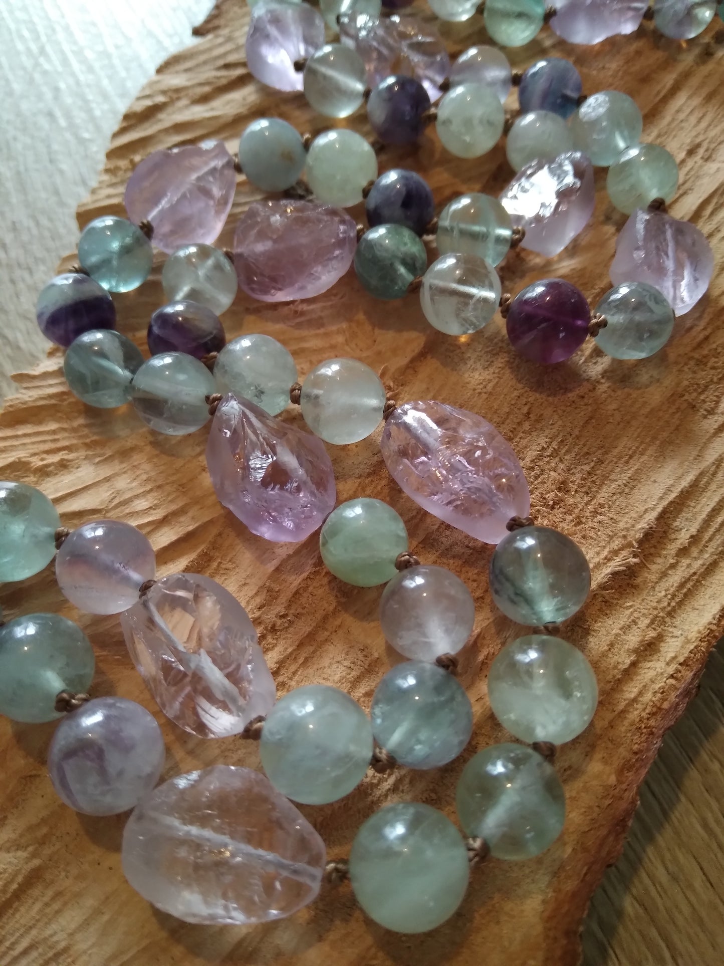 Mala en fluorite, améthyste et quartz rose "Stabilisation"