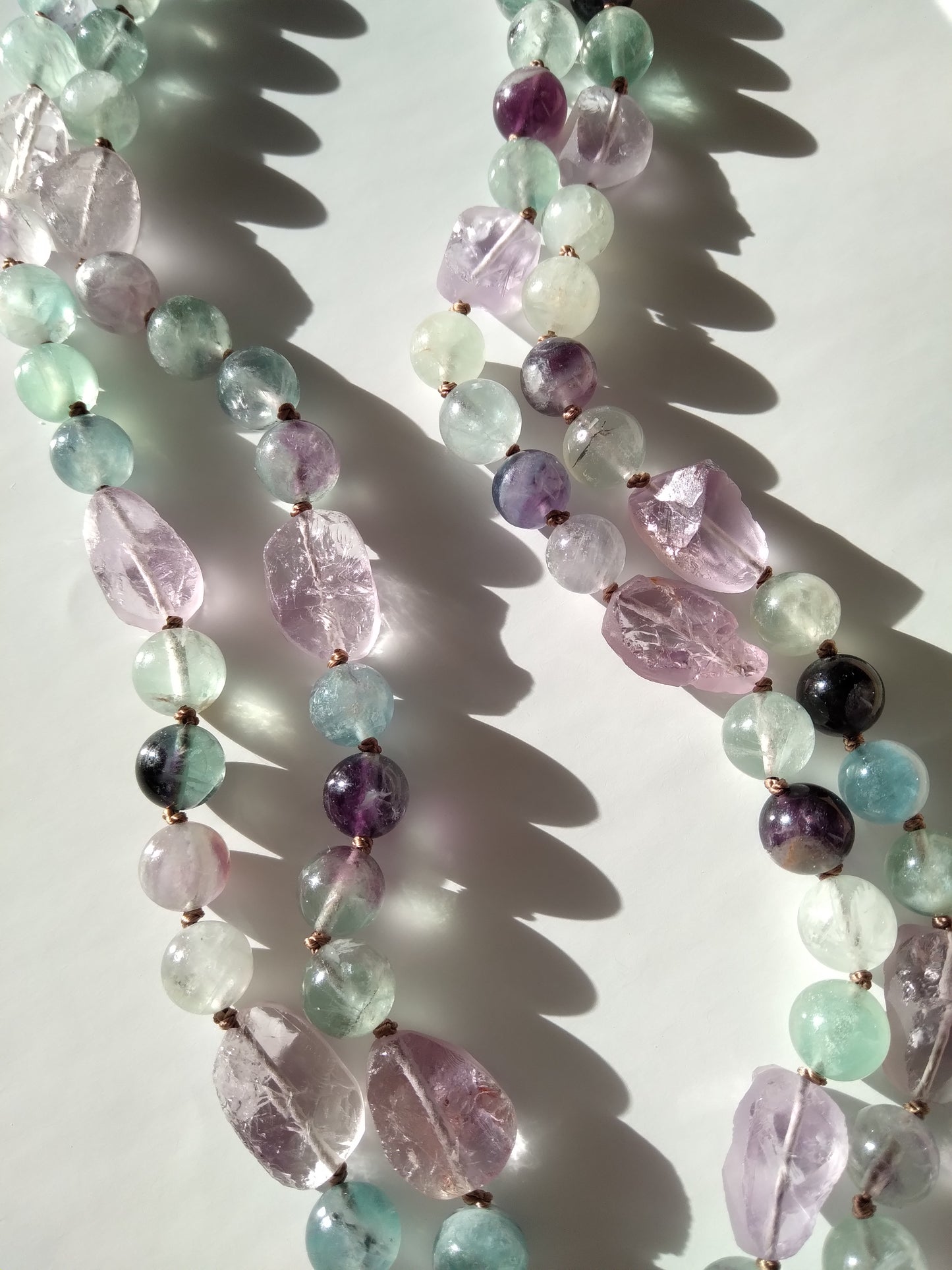 Mala en fluorite, améthyste et quartz rose "Stabilisation"