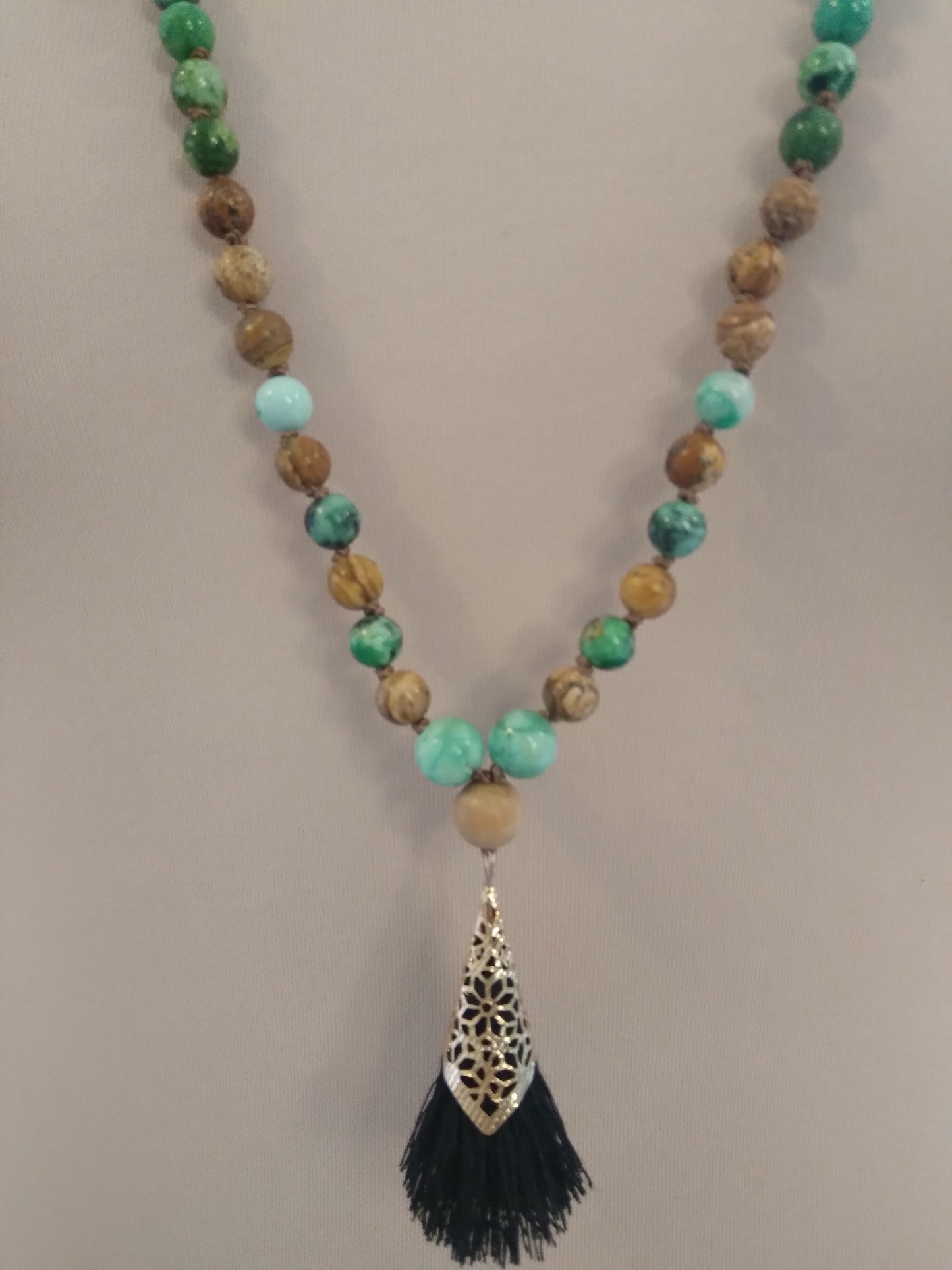 Mala en variscite, turquoise, jaspe paysage et bois de santal "Retrouvailles"