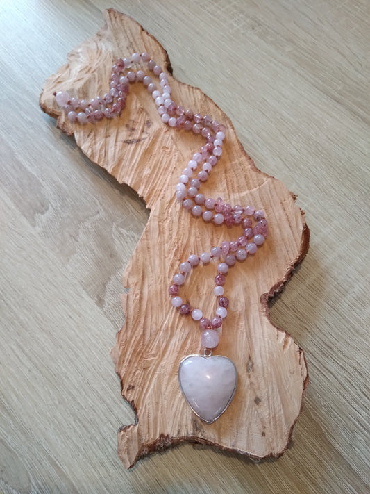 Mala en quartz rose, quartz fraise, kunzite "Amour"