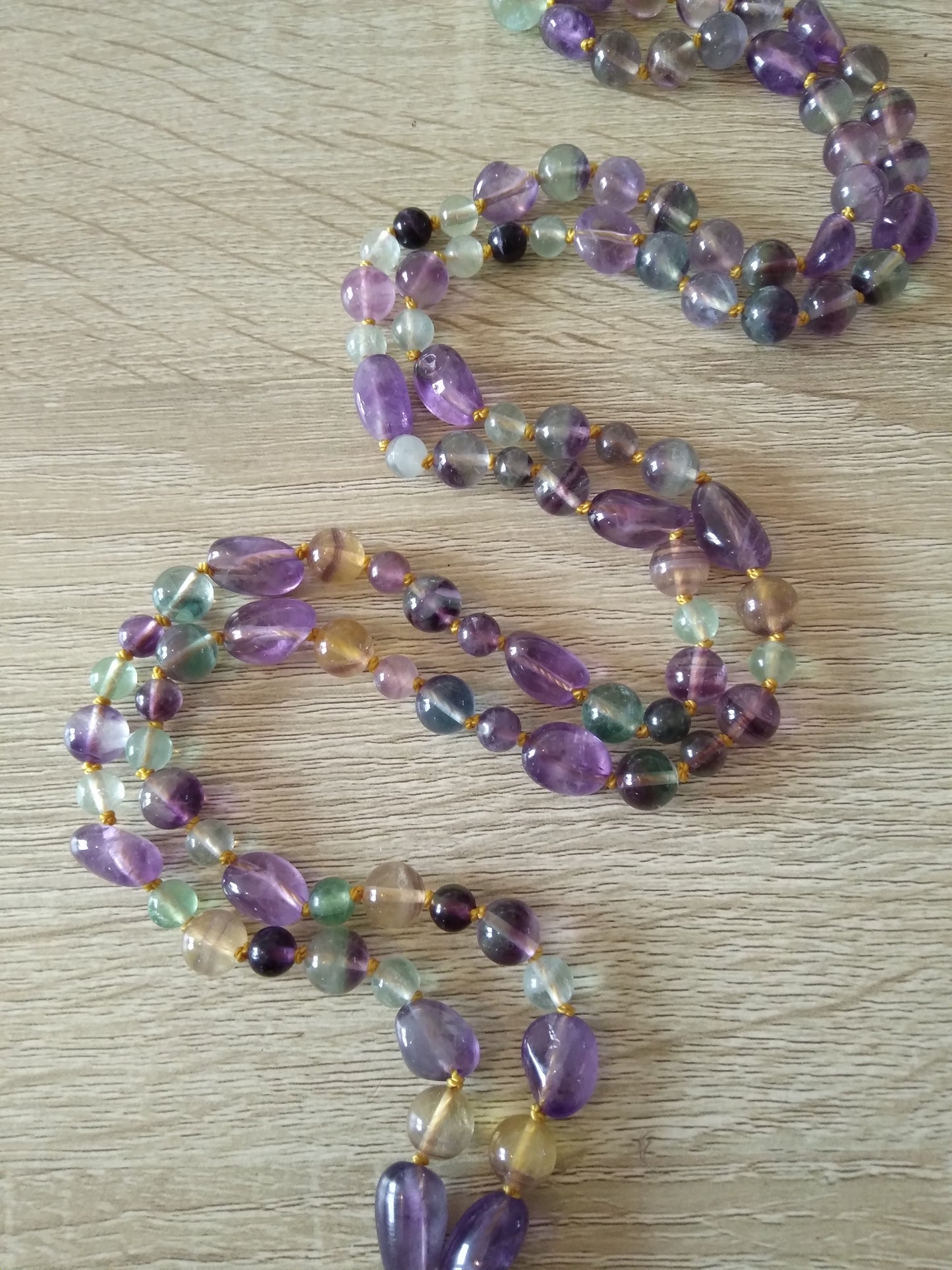 Mala en fluorite et améthyste "Rainbow"