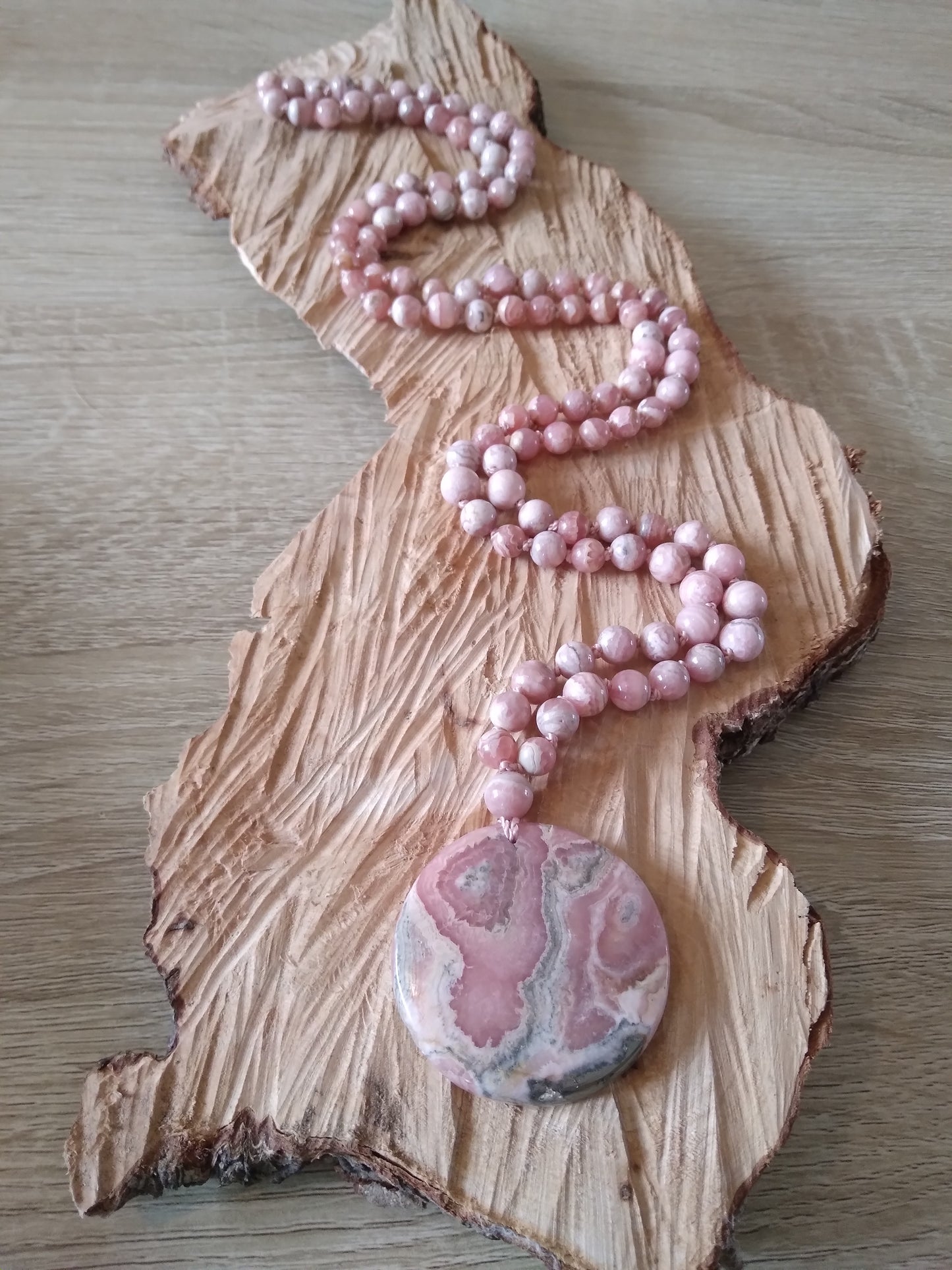 Mala en rhodochrosite "Amour"